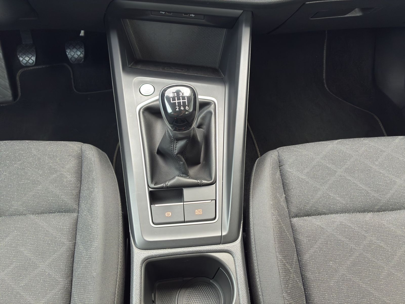 Golf VIII Variant 2.0 TDI *NAVI*LED*