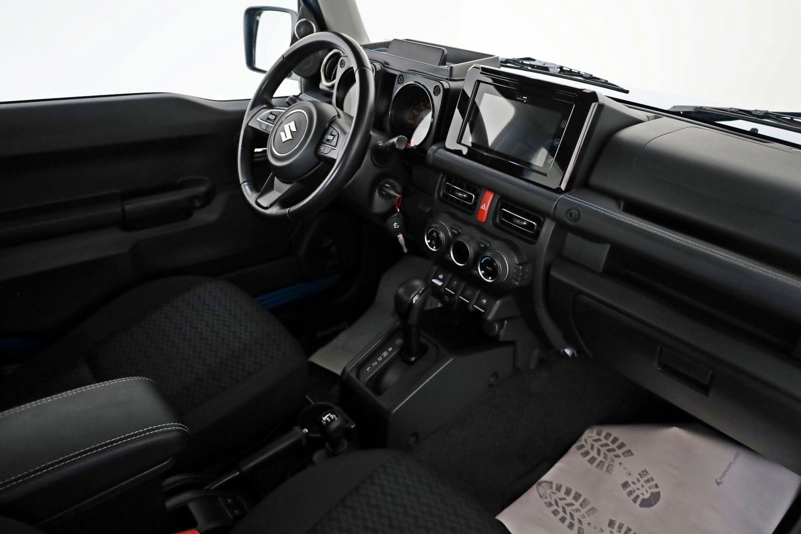 Fahrzeugabbildung Suzuki Jimny Comfort+ AllGrip,4WD,Navi,Kamer,4 Sitze