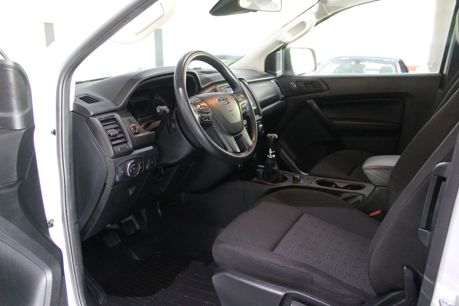 Ford Ranger Extra 2.0 TDCI 4x4 PANTHER DOKA *I.HAND* foto 3