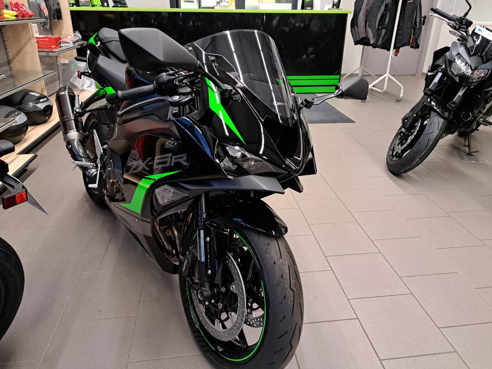 Kawasaki Ninja ZX-6R black Performance 4 Jahre Garantie