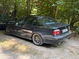 BMW M5 E39 - BMW M5: E39