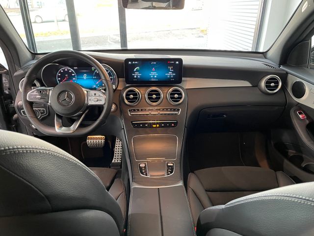 Fahrzeugabbildung Mercedes-Benz GLC 400 d 4M AMG/Pano/Night/AHK/Spur/20"