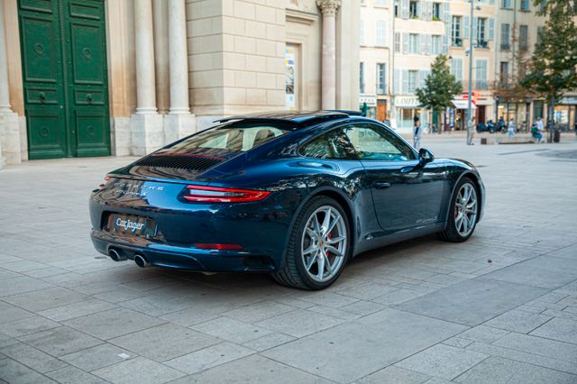 Porsche 911 Carrera S