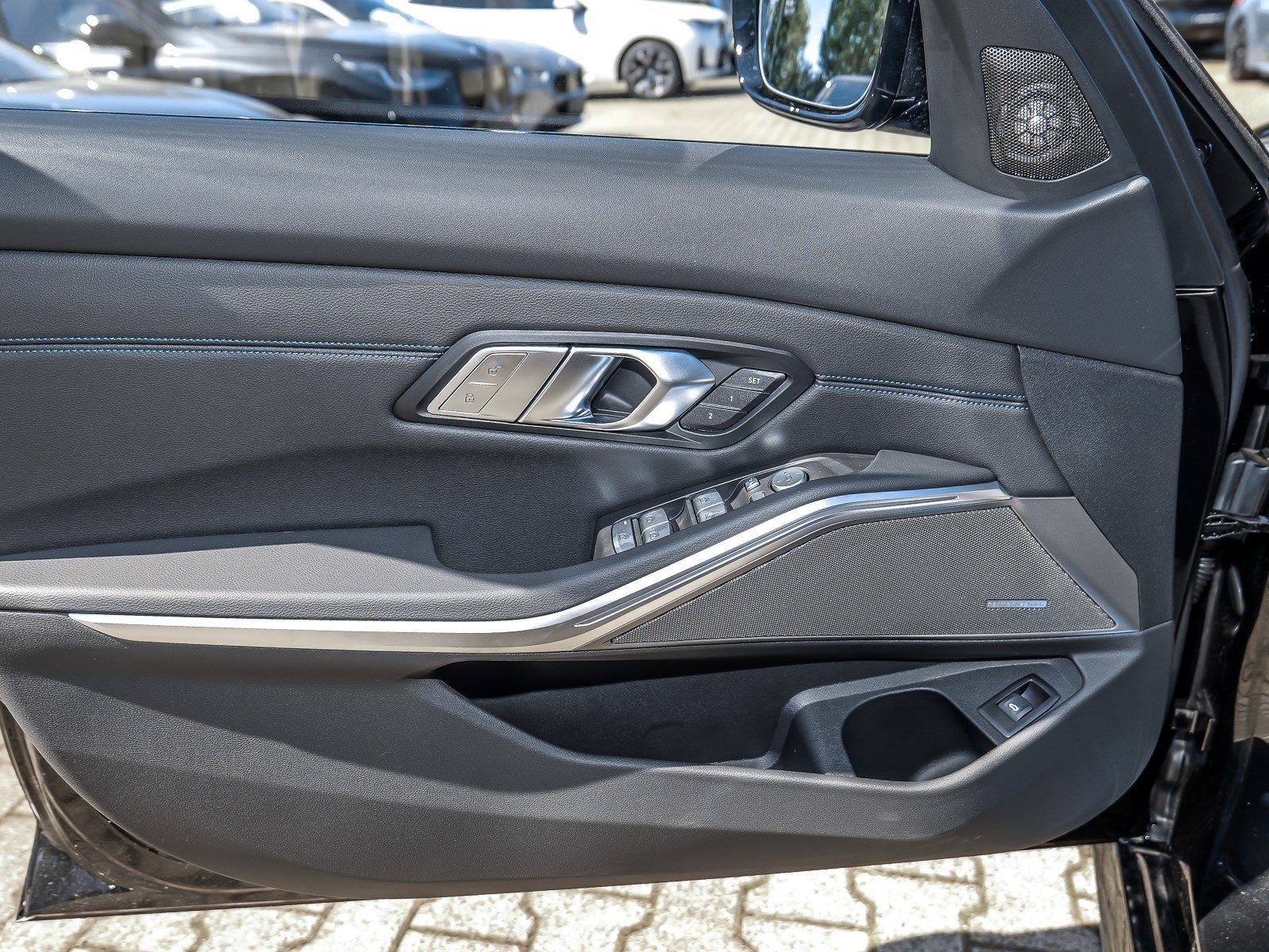 BMW 330 - Bild 12