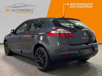 Fahrzeugabbildung Renault Megane Paris #Alu#Tempomat#Navi#MP3#PDC