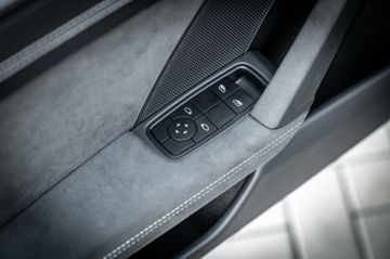 Porsche 992 GT3*CS*SCHALE*PTS*XPEL*LIFT*BOSE*90L