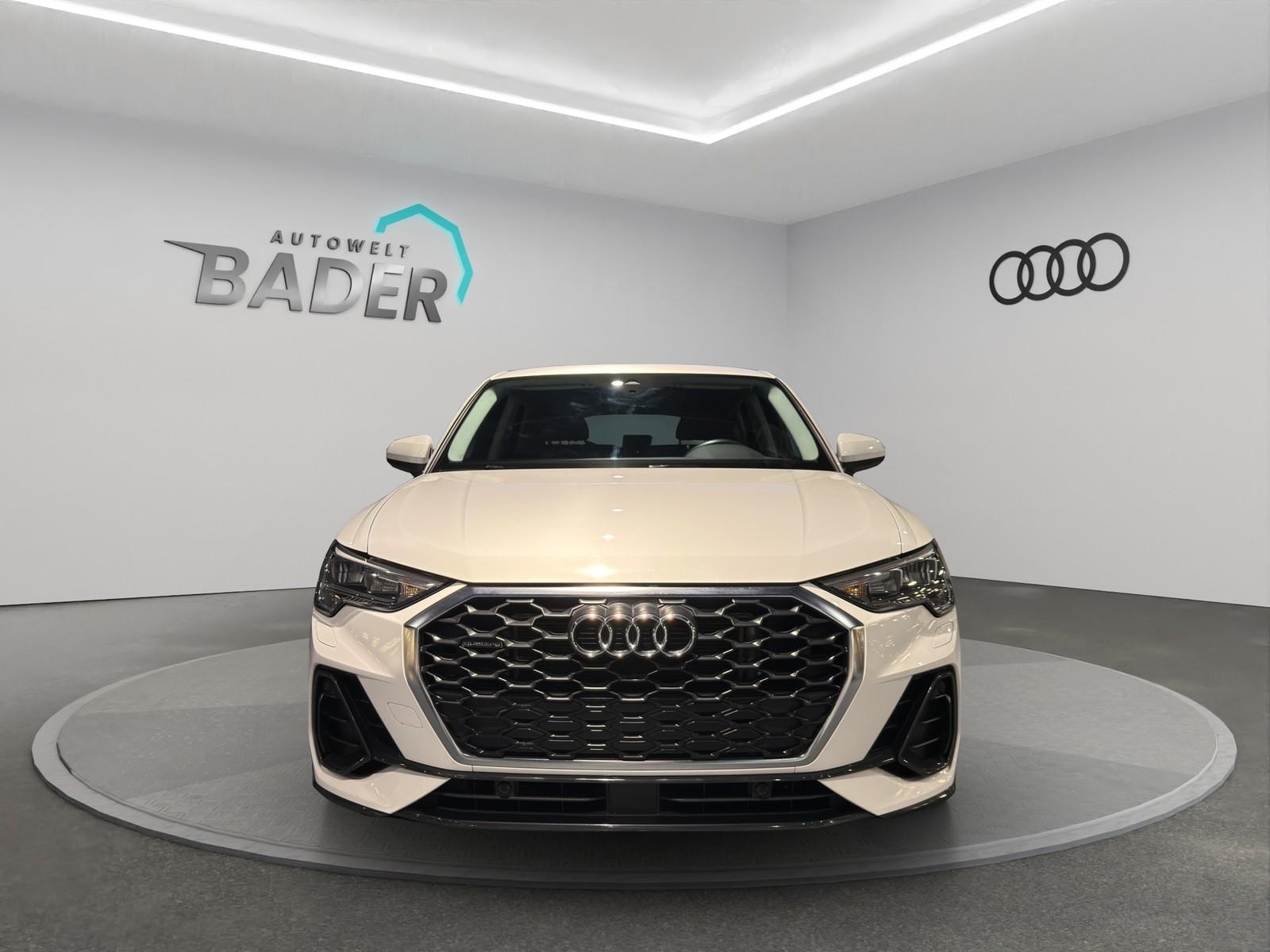 Audi Q3 Sportback 40 TDI qu. Navi Carplay DAB