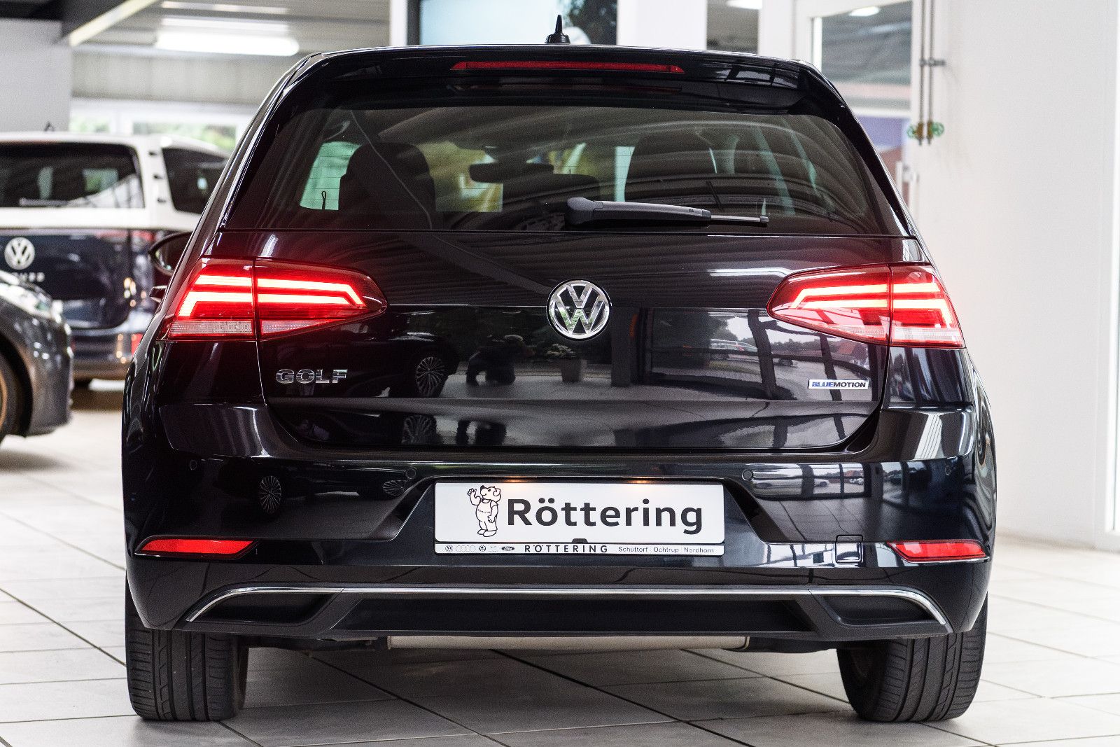 Fahrzeugabbildung Volkswagen Golf VII IQ.DRIVE +SHZ +ACC +NAVI