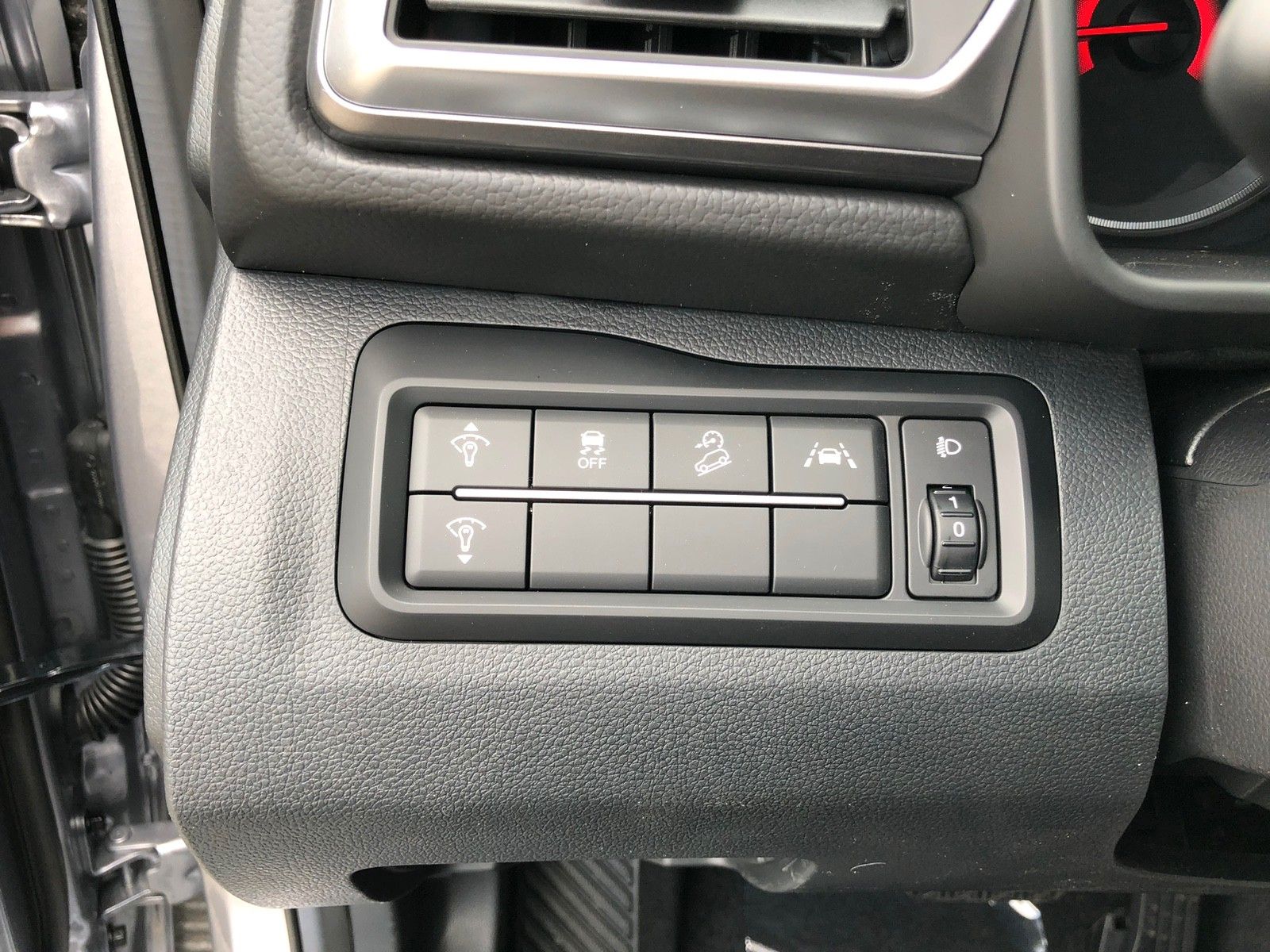 Fahrzeugabbildung Ssangyong Quartz IRON METAL NAVI+KAMERA+LENKRADHZGNavi/BC