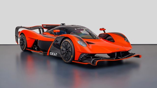 Aston Martin Valkyrie AMR Pro