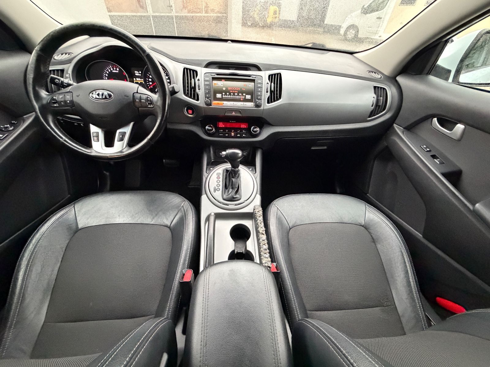 Fahrzeugabbildung Kia Sportage Spirit 2.0 2WD AT