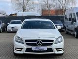 Mercedes-Benz CLS 500 AMG V8 Bi-Xenon/Kamera - Mercedes-Benz CLS 500 mit Benzin-Antrieb: Coupe, Automatik