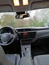 Toyota Auris Hybrid Executiv 1,8-l-VVT Comfor... - Toyota Auris: Automatik