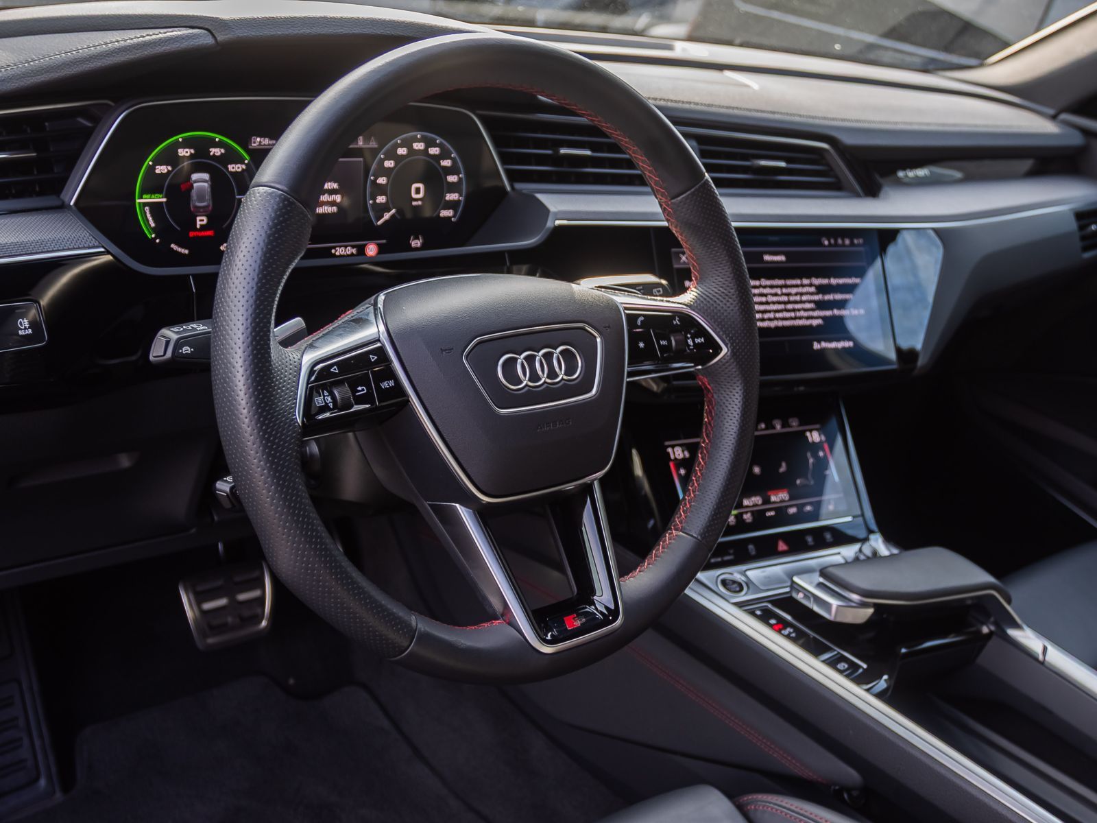 Audi Q8 e-tron S line 50 qu Navi Matrix Panorama AIR  foto 14