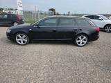 Audi A6 Avant 2.7 V6 TDI - Audi A6 aus 2006 mit Diesel-Antrieb: Kombi, 2.7