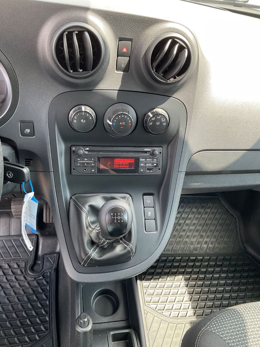 Fahrzeugabbildung Mercedes-Benz Citan TDI,L2 H1,Kamera,Klima,Telefon