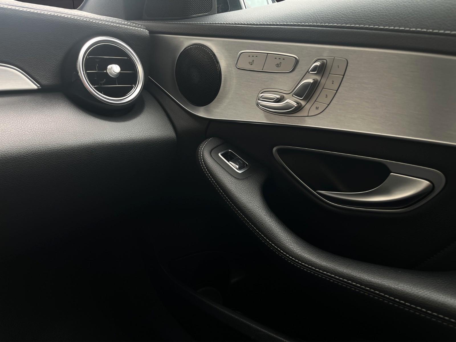 Mercedes-Benz C 43 AMG Widescreen*Leder*SZ* 360° Kam*Schiebed*