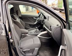 Fahrzeugabbildung Audi Q2 30TDI Sport SHZ Temp Sportsitze Navi Garantie