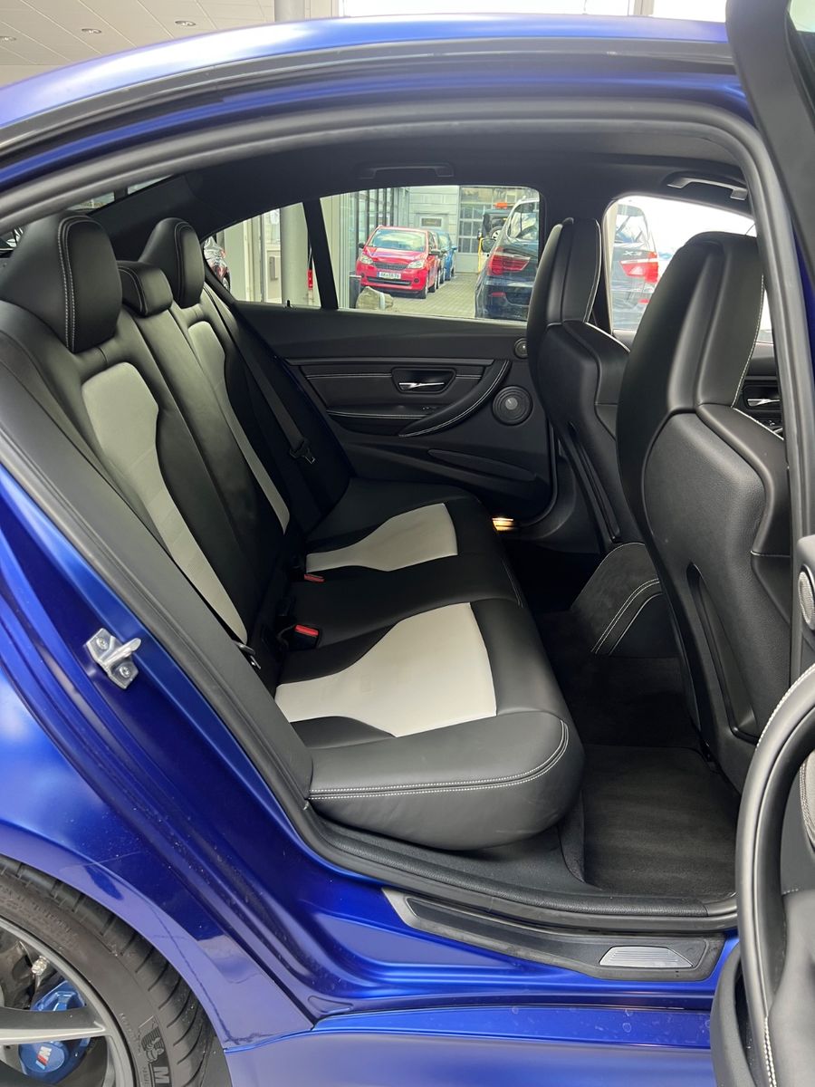 Fahrzeugabbildung BMW M3 CS F80 1 of 1200*Deutsch.Fzg*FROZEN DARK BLUE
