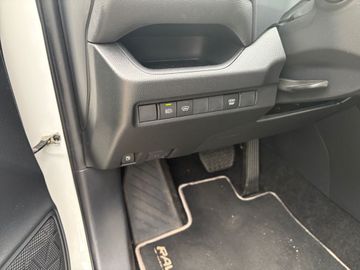 Toyota RAV 4 - 9