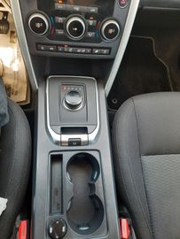 Land-Rover Discovery Sport - 8