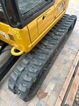 CAT 302,7 - Cat 302
