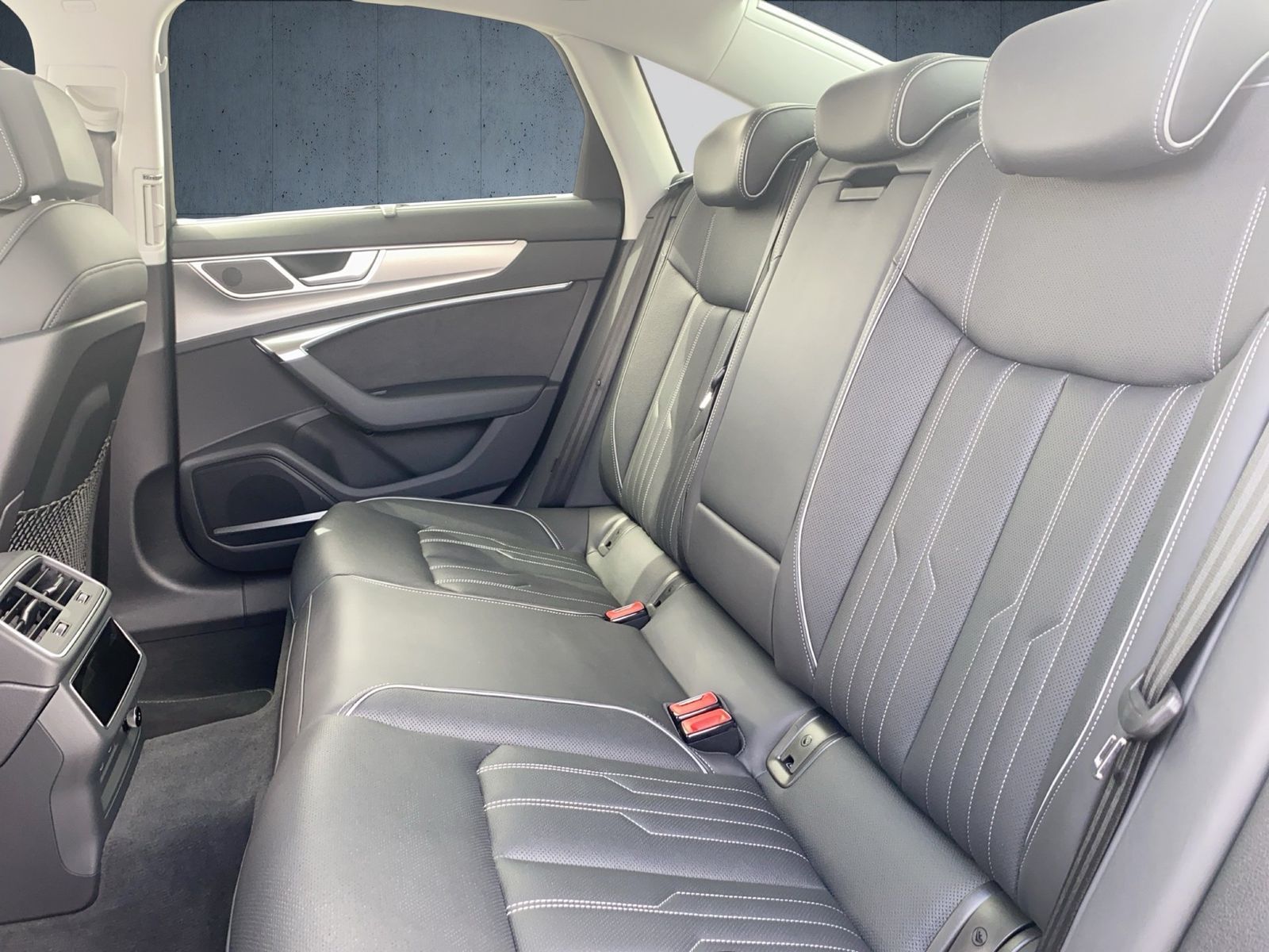Audi A6 - Bild 12