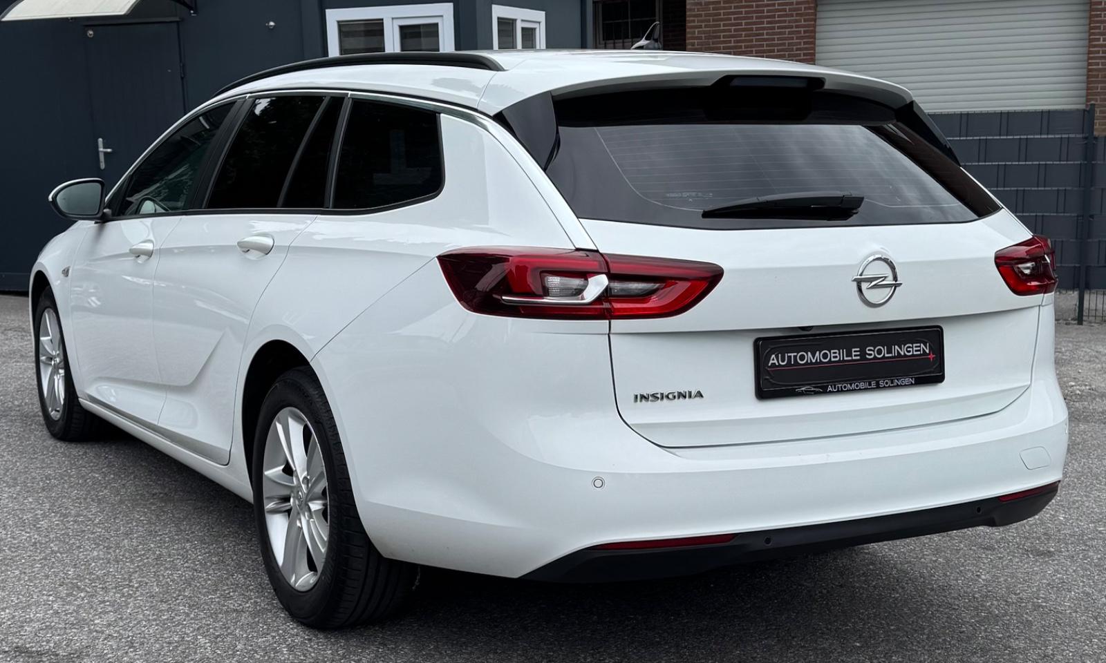 Opel Insignia B ST Business Edition AUT+SHZ+BT+RK+AHK