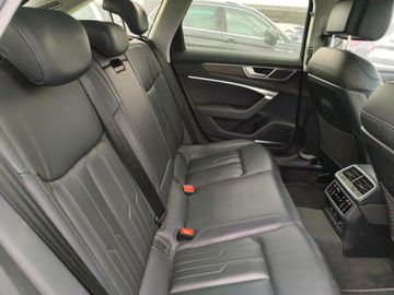 Audi A6 - 6
