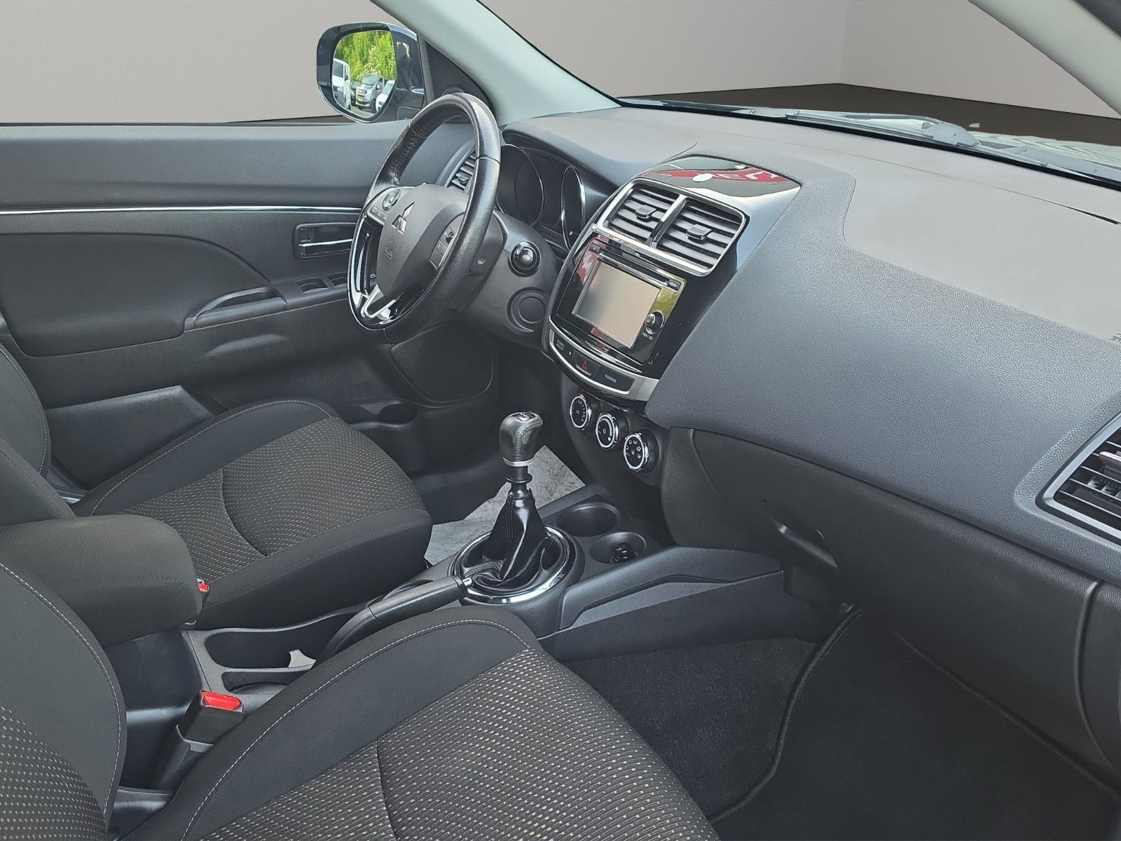Fahrzeugabbildung Mitsubishi ASX Plus 4WD ALLRAD AUS 1.HAND AHK KAMERA