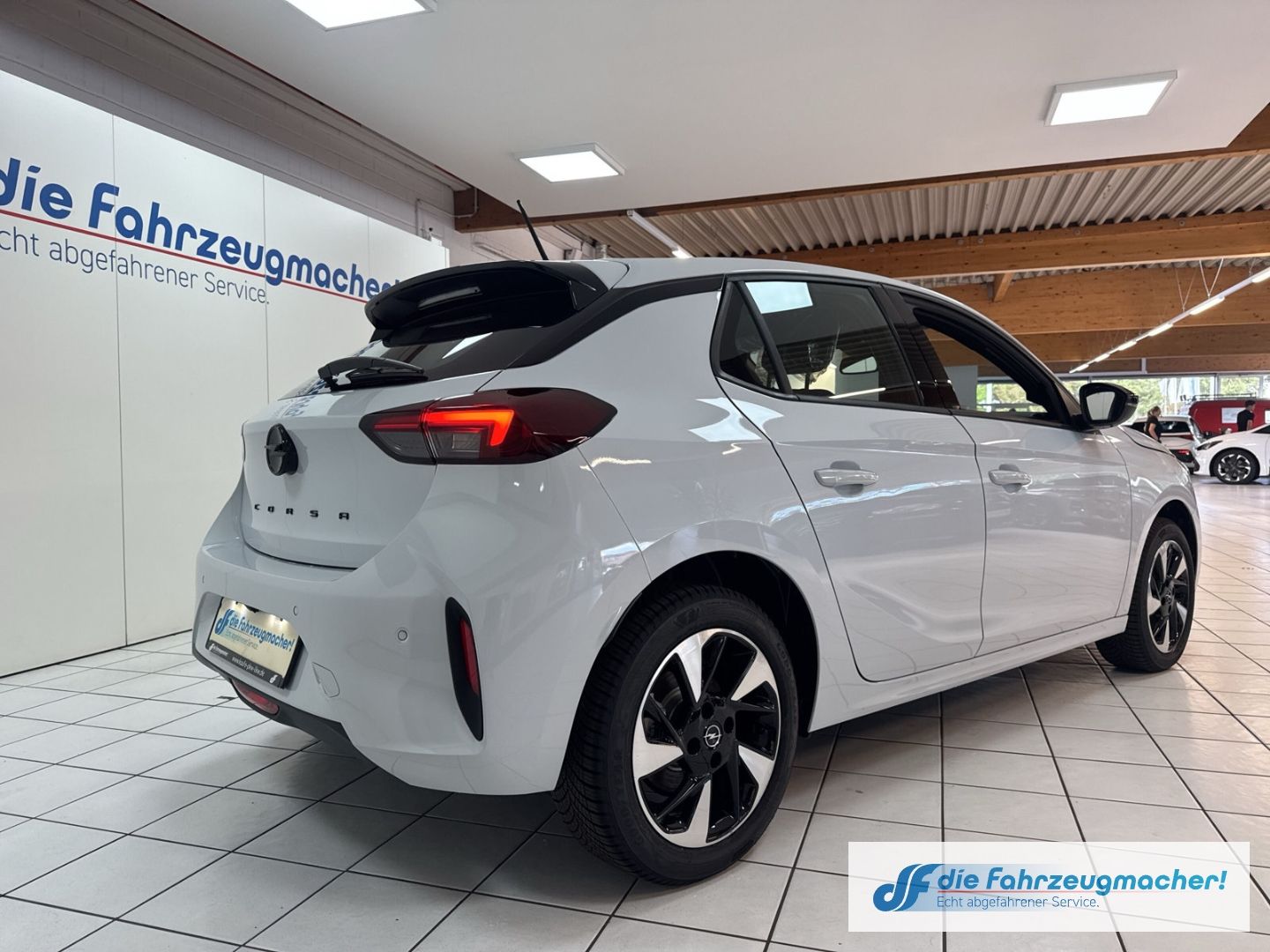 Fahrzeugabbildung Opel Corsa-e GS LED Apple CarPlay Android Auto Klimaa