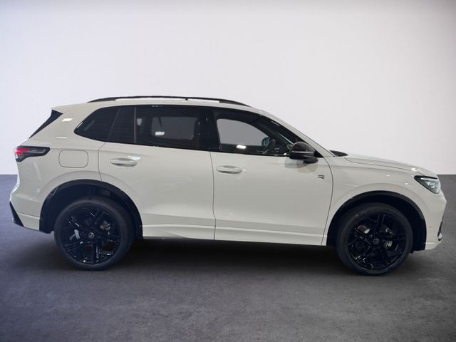 Tiguan R-Line 2,0 TDI 4M DSG LEDER+PANO+AHK+STAN