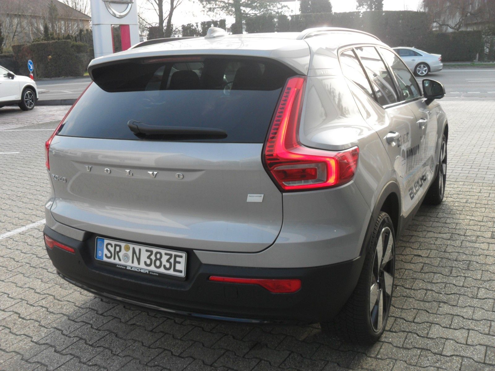 Fahrzeugabbildung Volvo XC40 Recharge Plus Single Motor Extended Range