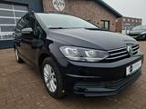 Volkswagen Touran 1.4 *TÜV Neu/Scheckh./AHK/DSG/Navi/ACC* - Volkswagen Touran aus 2015