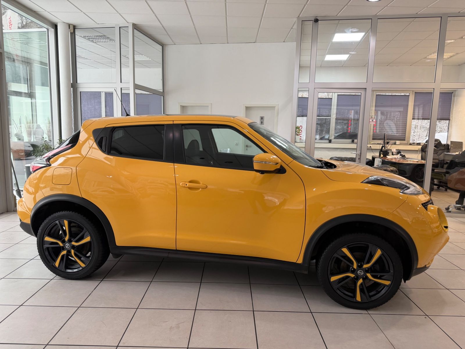 Fahrzeugabbildung Nissan Juke N-Connecta