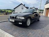 BMW 316i Compact Exclusiv Edition Exclusiv Edition - BMW 316 aus 2000: Compact 316i