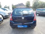 Dacia Sandero Basis - Dacia aus 2011