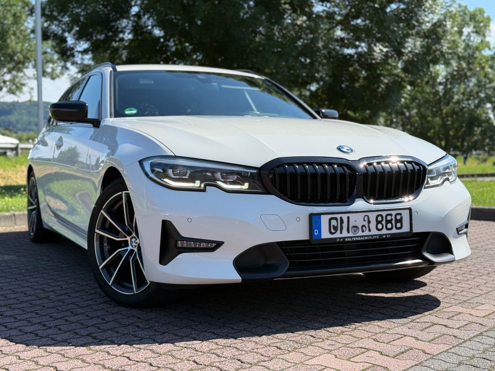BMW 318d Touring Sport Line Automatik/KeyLess/Leder