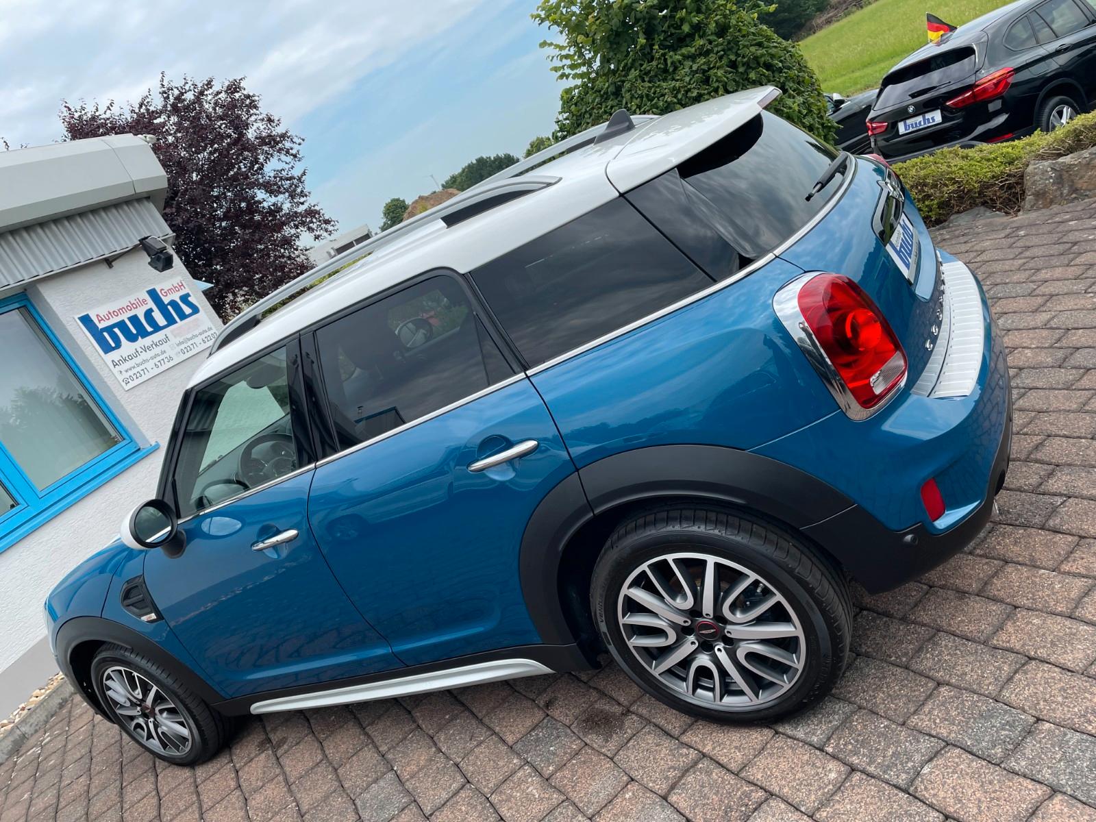 MINI Cooper D Countryman LED Navi 18" JCW Räder
