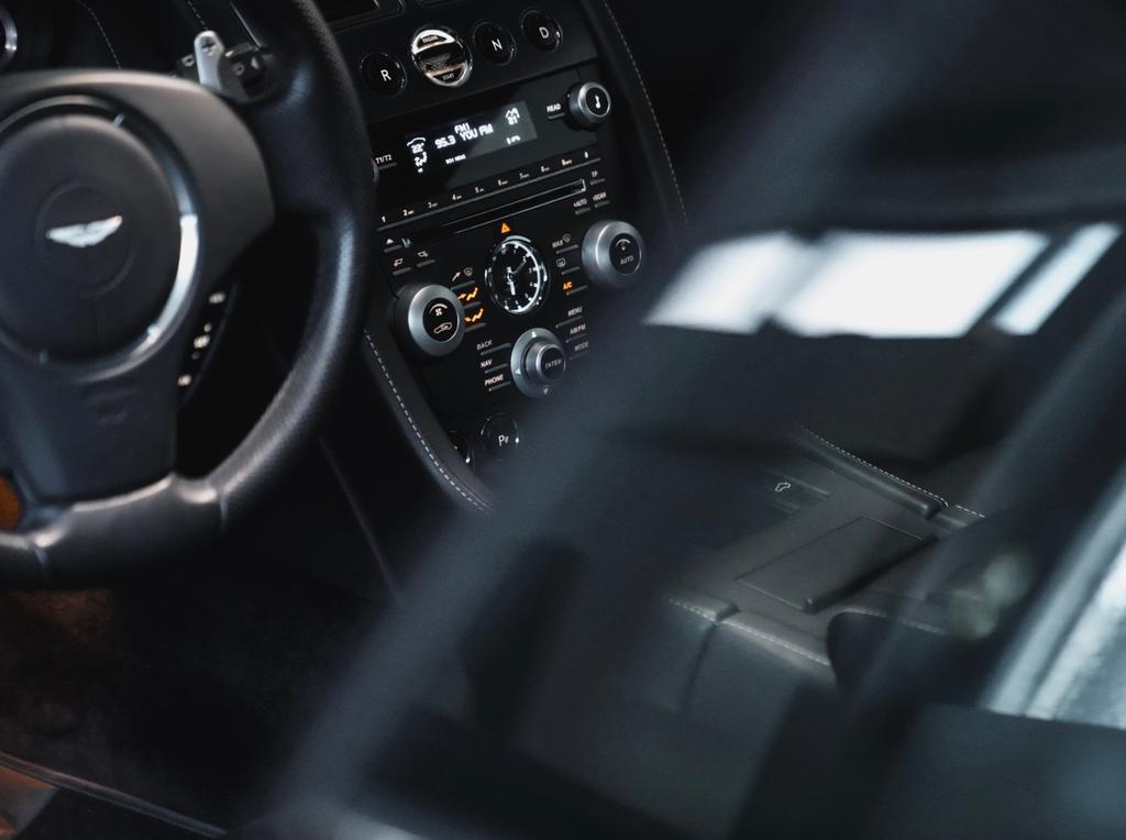 Aston Martin V8 Vantage