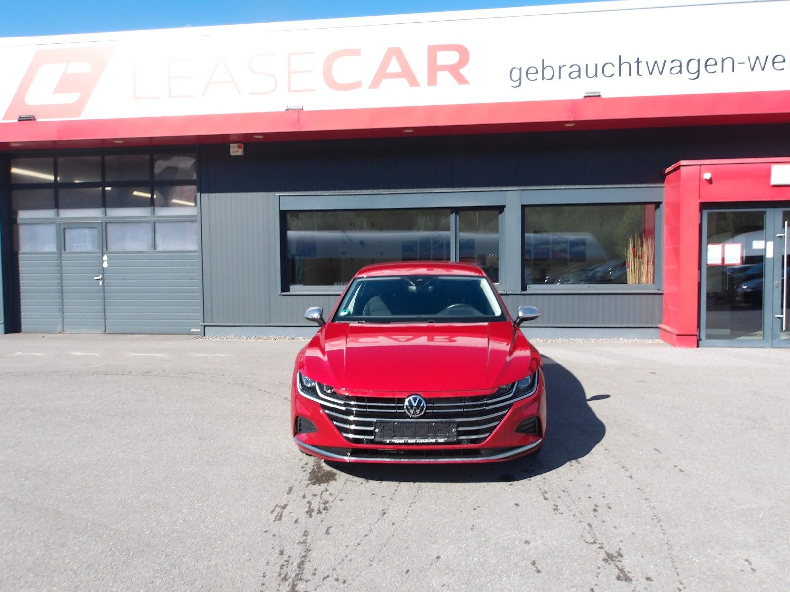 Volkswagen Arteon SB Elegance eHybrid EXP € 16450.- imagem 2