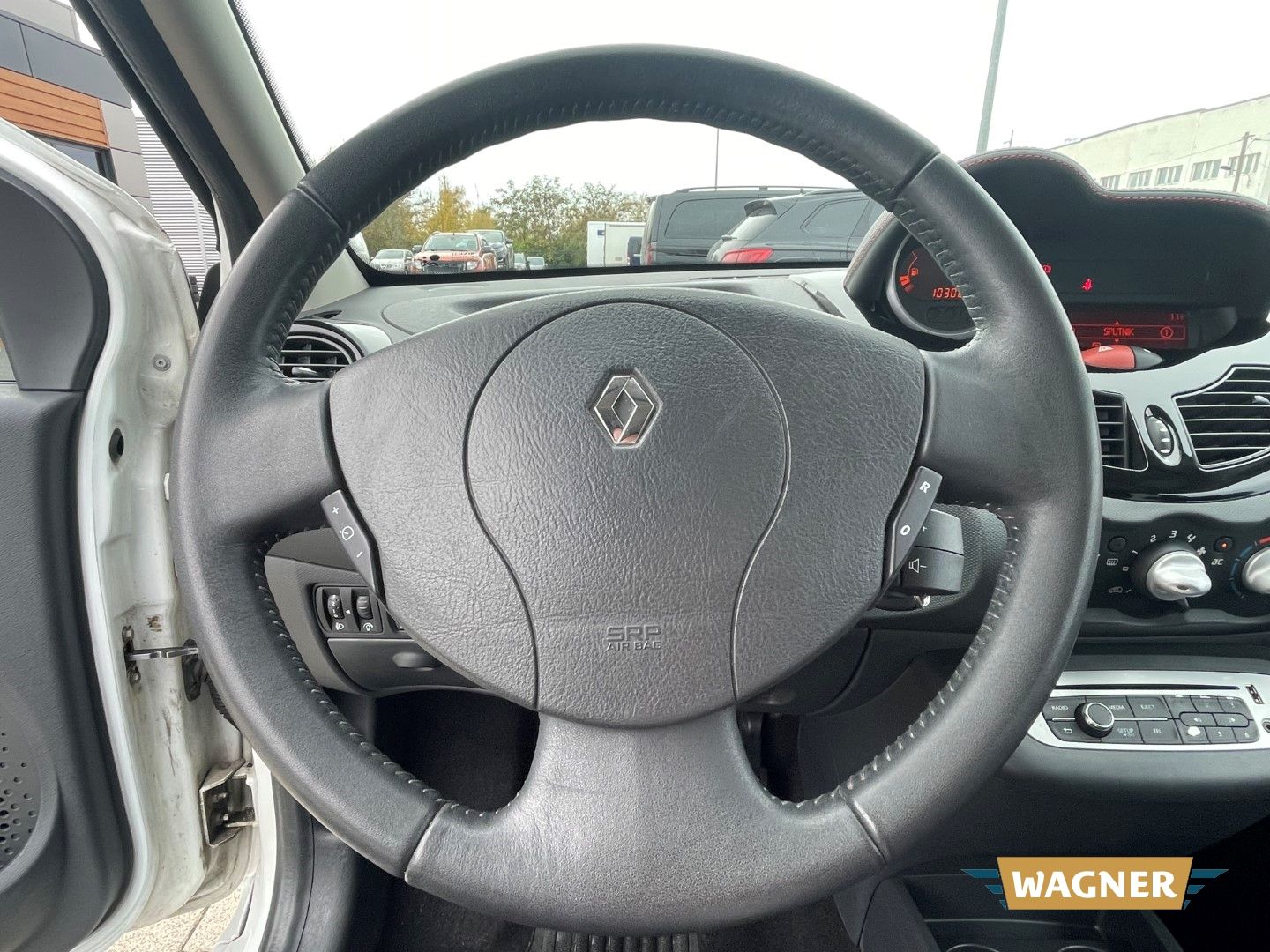 Fahrzeugabbildung Renault Twingo Dynamique Tempomat Klimaanlage