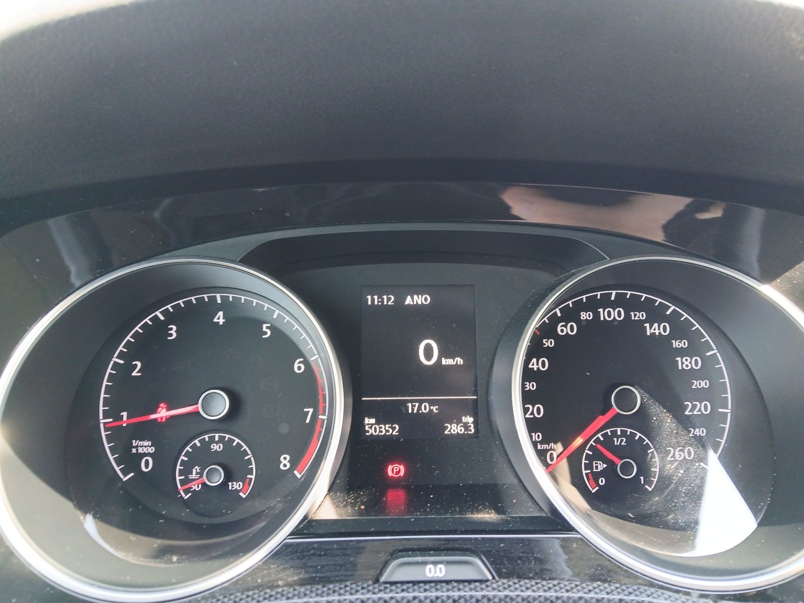 Fahrzeugabbildung Volkswagen Touran TSI United 7-Si Navi PDC SH LM