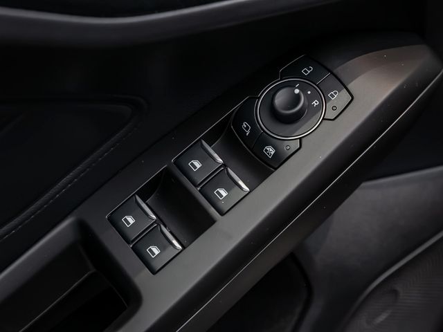 Ford Focus Turnier 1.0 ST-Line X Autom. Kamera B&O