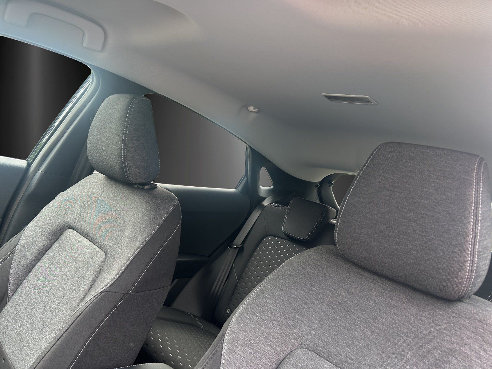 Fahrzeugabbildung Ford Puma 1,0 Titanium MHEV Automatik