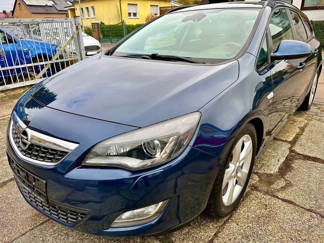 Opel Astra J 2.0 CDTI Sports Tourer 150 Jahre Opel *