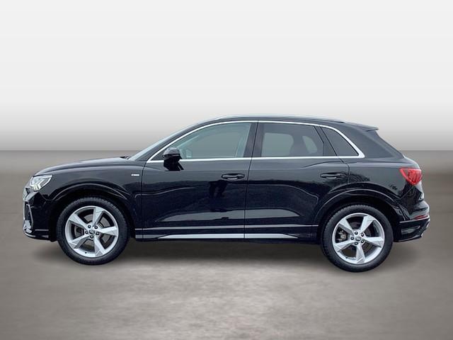 Audi Q3 40TFSI quattro S-line Matrix LED Scheinwerfer