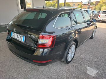 Skoda Octavia - 4