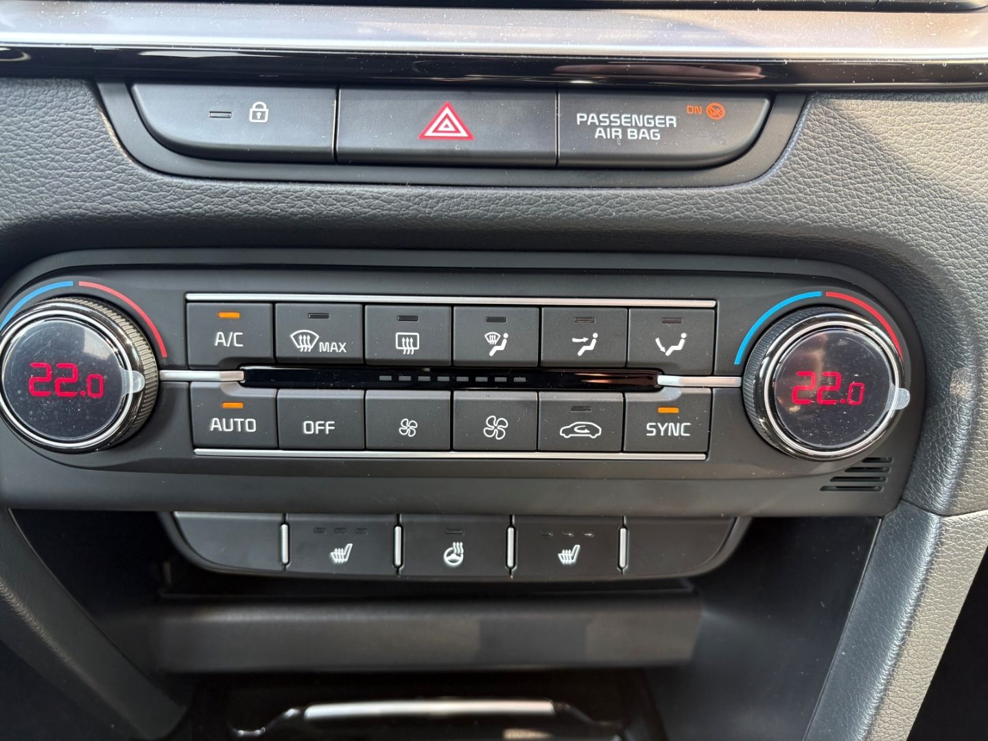 Fahrzeugabbildung Kia Ceed_sw Ultimate Edition TotWinkel PDC Keyless S