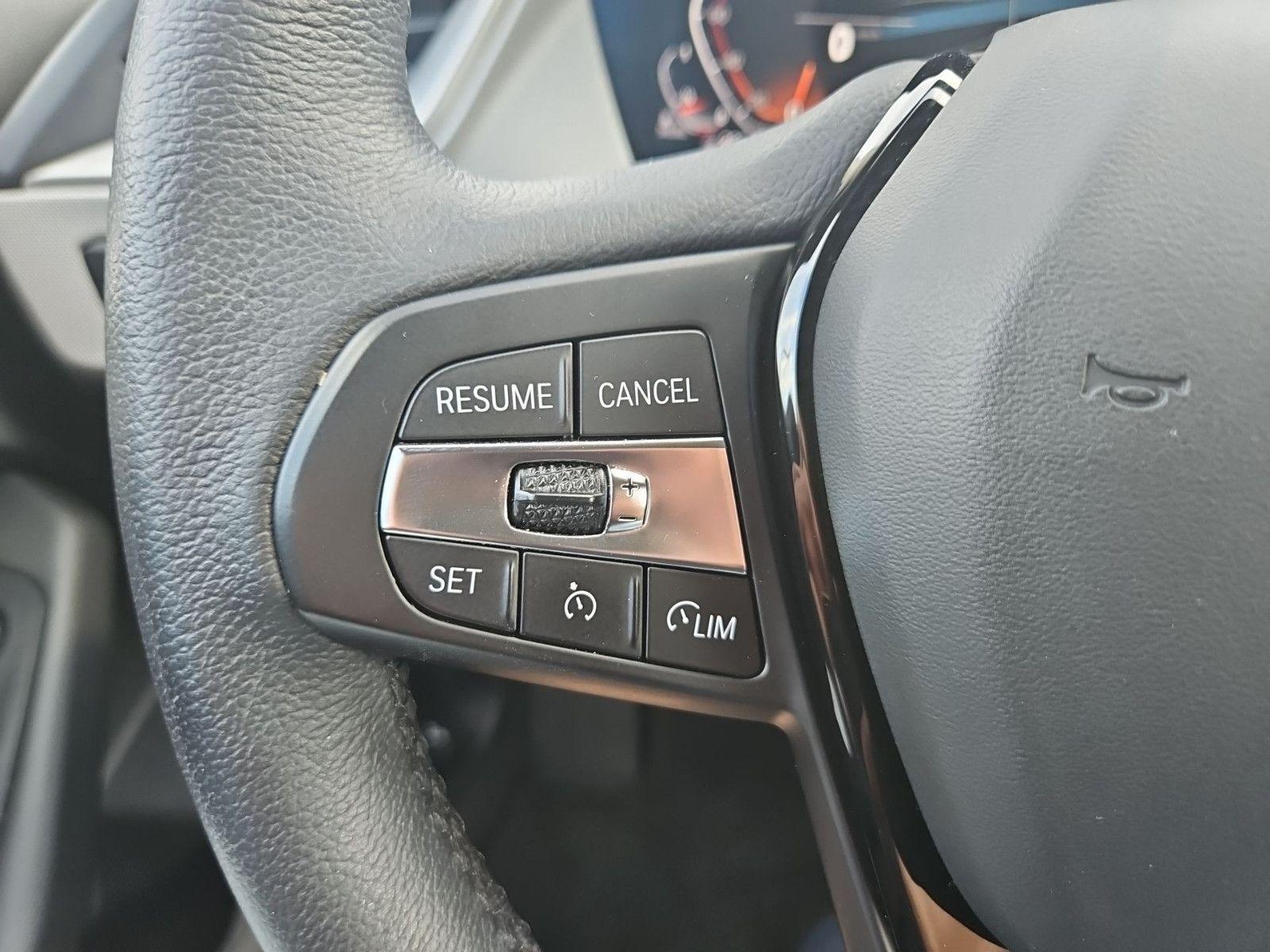 BMW 1 Series d Advantage/NAVI/LED/DAB/LiveCockpit, миниатюра 16